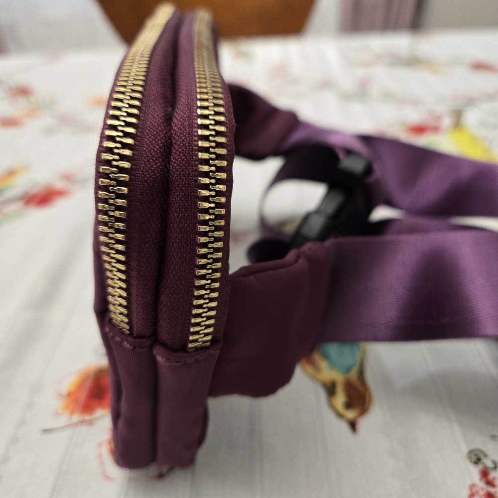 Small Belt bag, Fanny Pack, or Crossbody - Picture 8 of 13